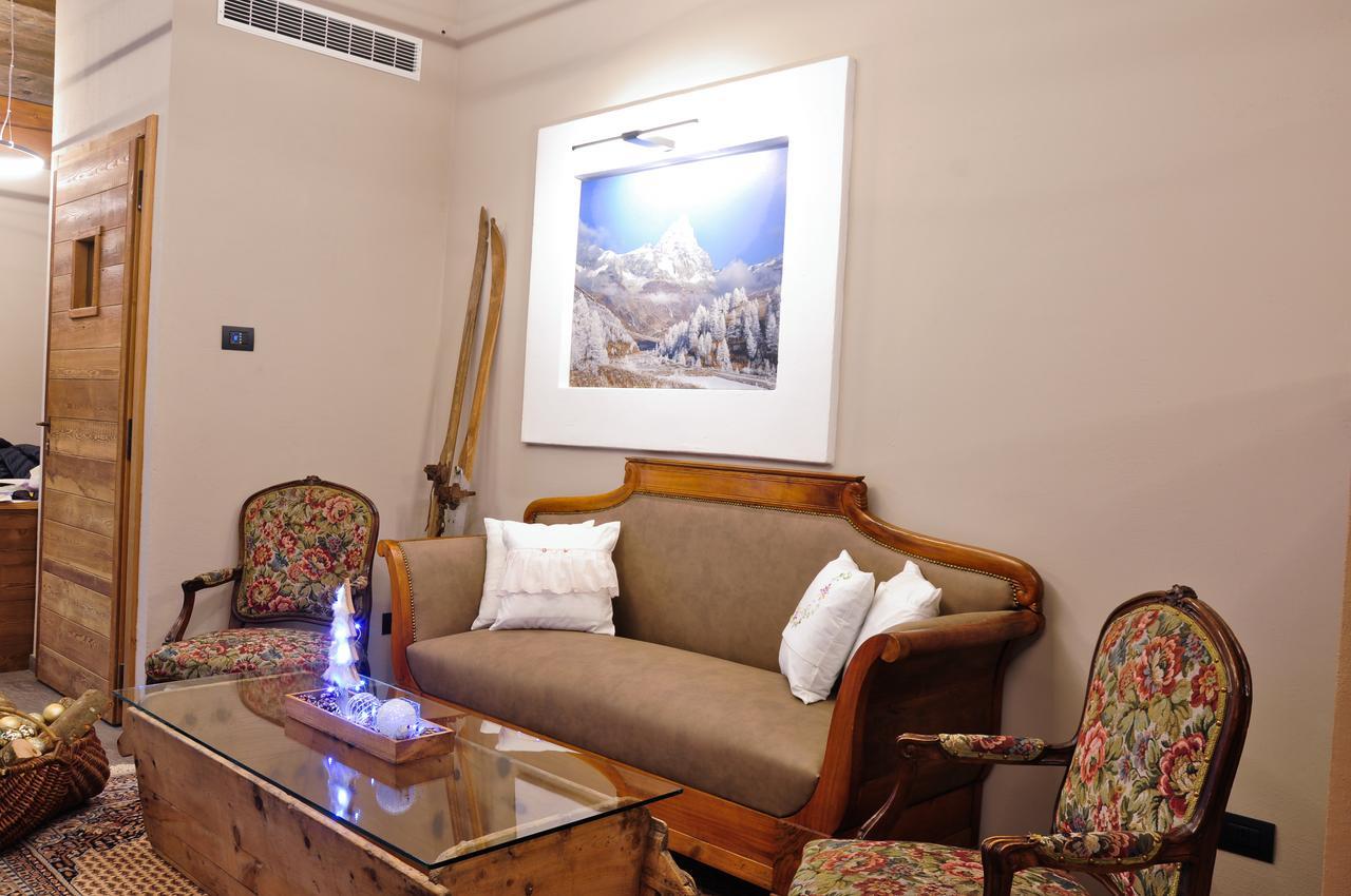 Maison Bionaz Ski & Sport Hotel Aosta Ngoại thất bức ảnh